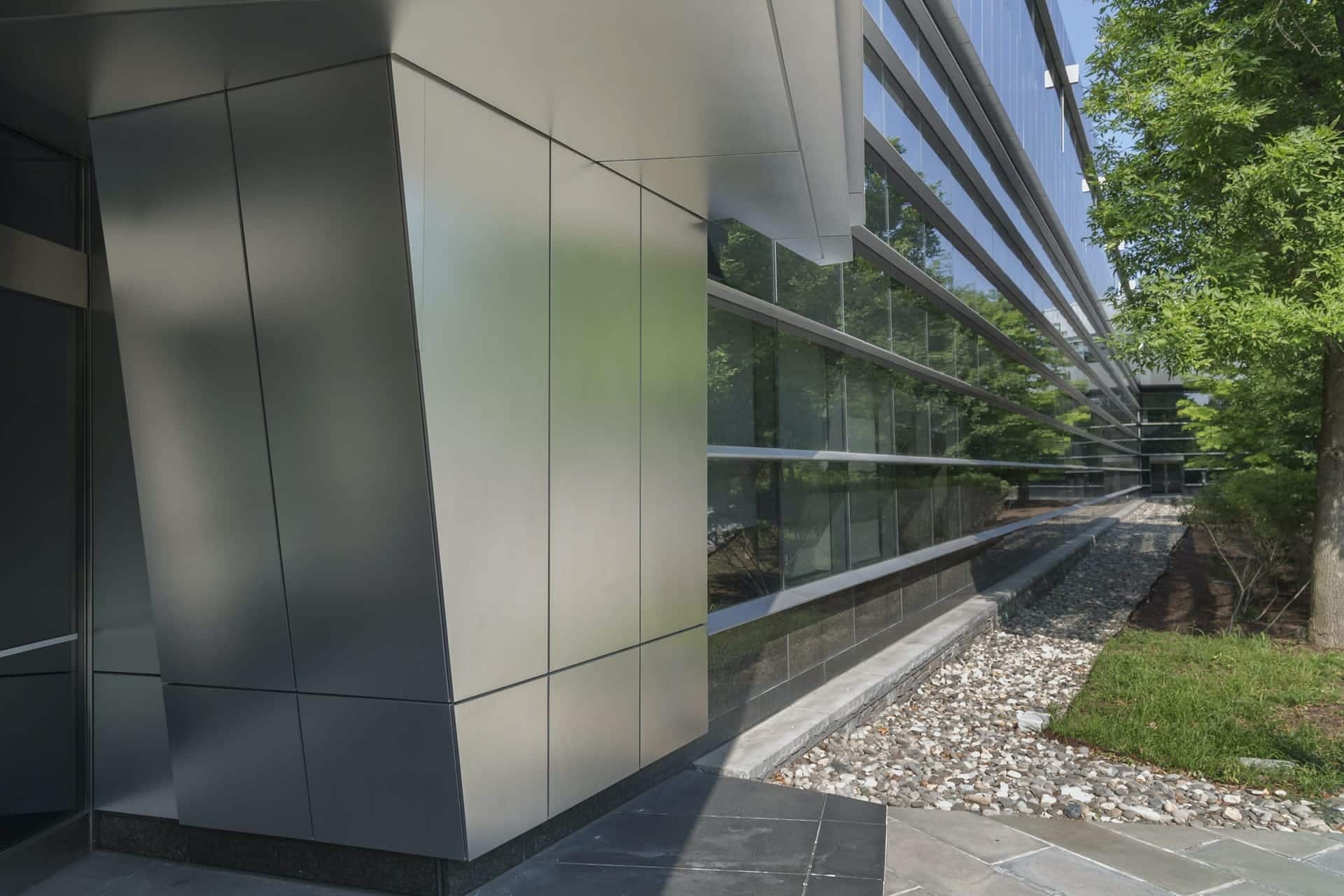 GB-60 STAINLESS STEEL USED ON THE KPF-DESIGNED IBM HEADQUARTERS IN ARMONK, NEW YORK.
