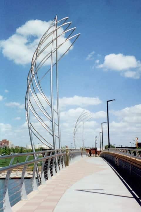 RAIL AND SCULPTURE FOR DOUGLAS STREET BRIDGE