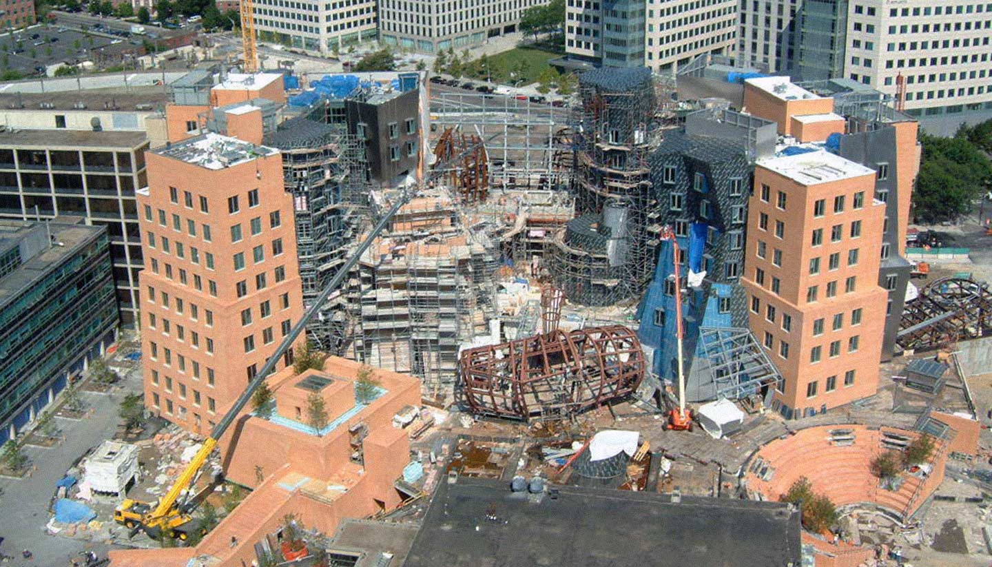 Aerial photograph of MIT Stata Center during construction.