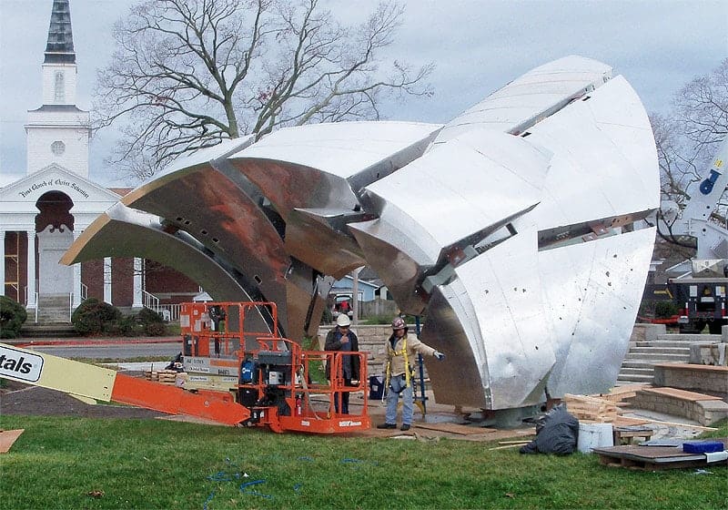 Zahner installation crew installs the fabricated ZEPPS components for the Medwedeff sculpture