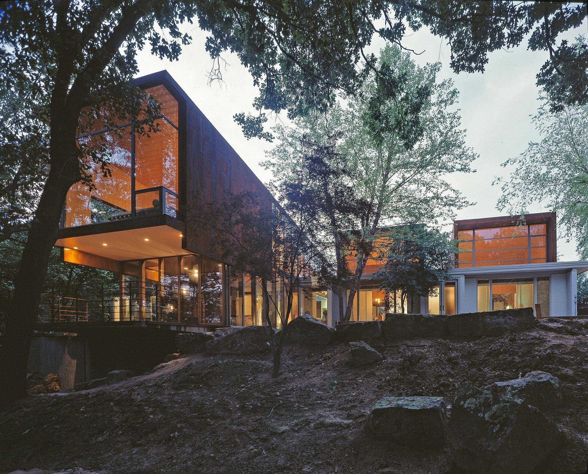 Arkansas House designed by Marlon Blackwell.