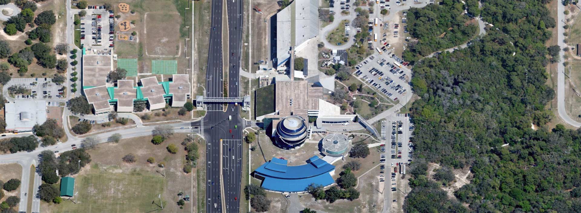Aerial imagery of Tampa Museum of Science and Industry.