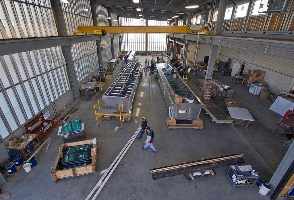 Photograph of the shop interior during the production of MIC.