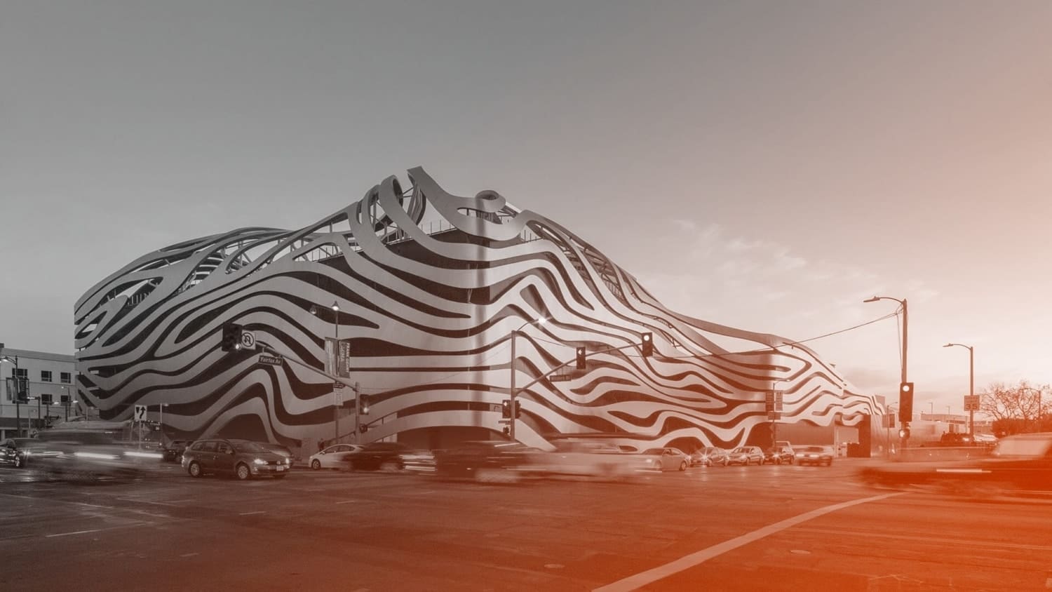 Design development for the Petersen Automotive Museum began in 2012. Principal Trent Tesch knew that the complex shapes would be best defined under a Design Assist contract with Zahner.