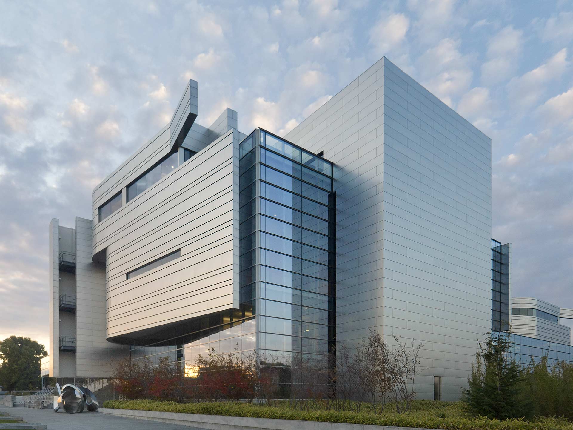 Photograph from the southeastern entrance to the Morse Courthouse.