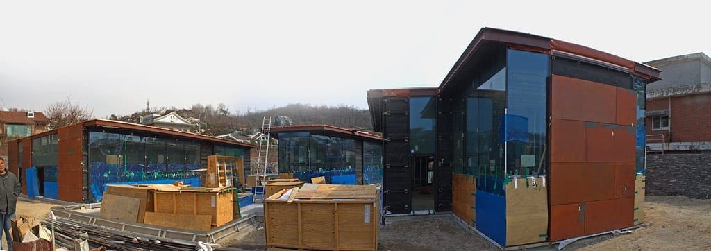 Panoramic of the Daeyang Gallery and House during construction.