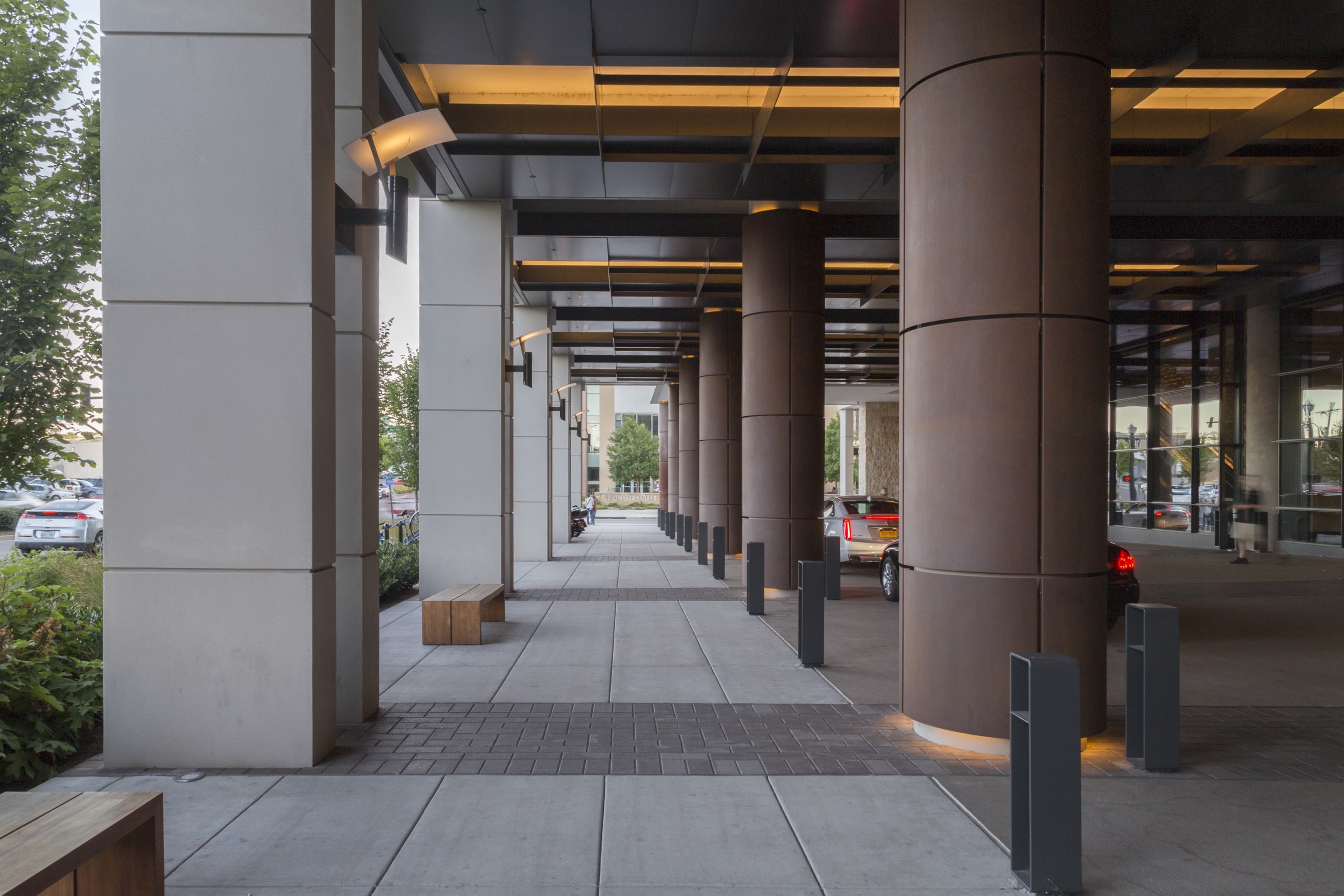 None SOLANUM STEEL COLUMN COVERS AT THE OMNI HOTEL IN NASHVILLE.