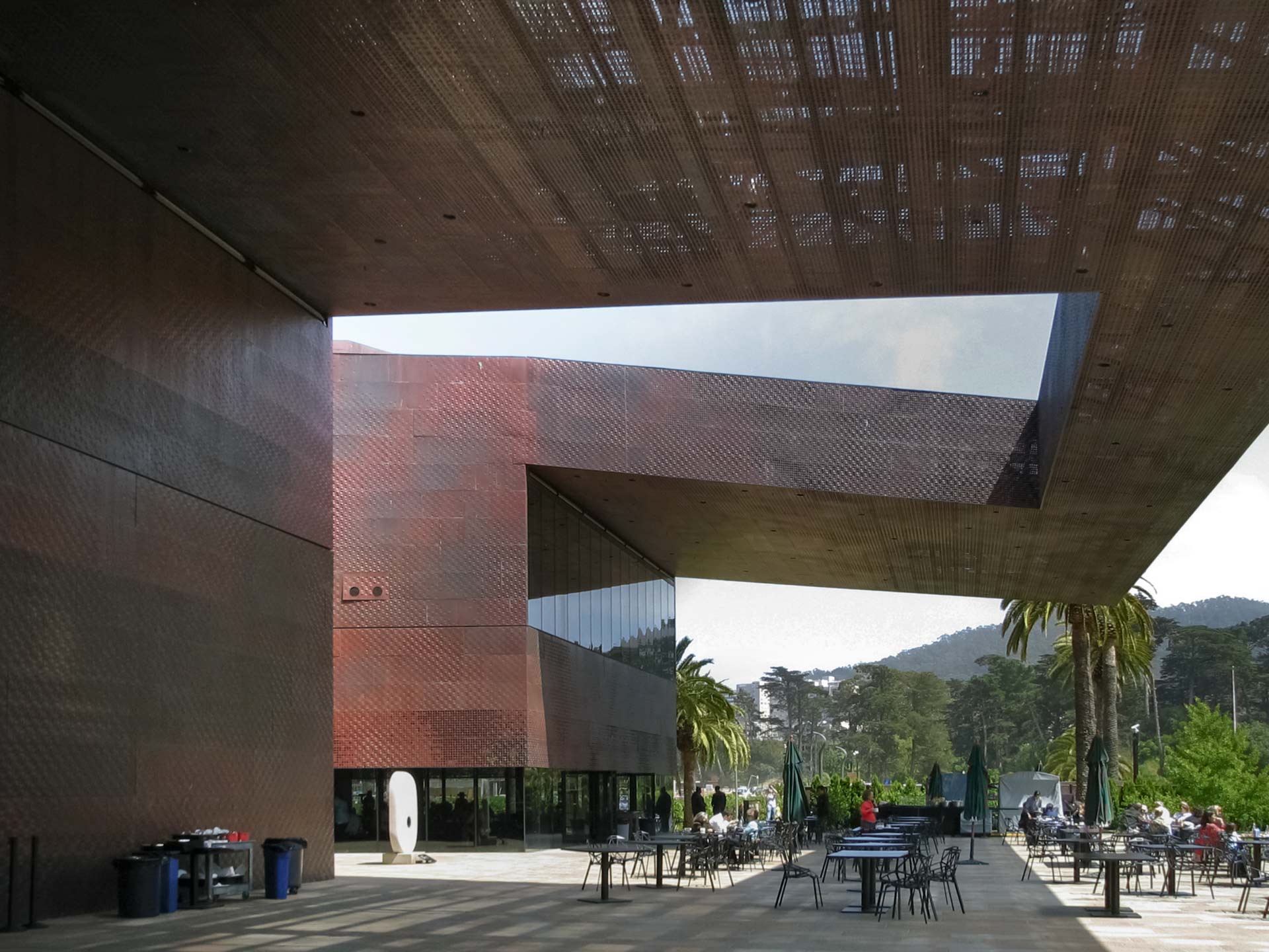 Outdoor cafe under the de Young Museum canopy awning