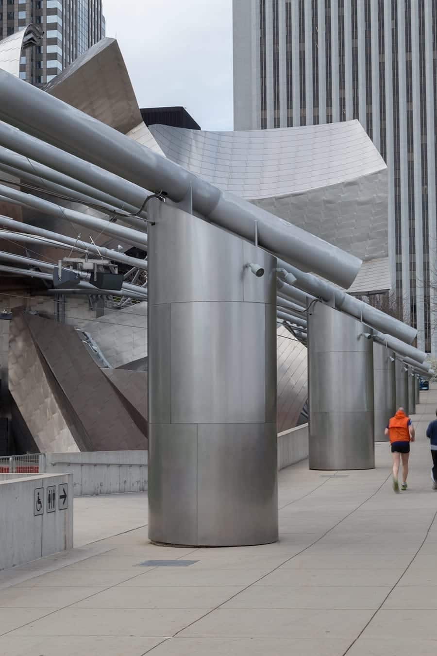 Zahner also produced the six-feet-diameter column cladding which encircle the perimeter of the Millennium park.