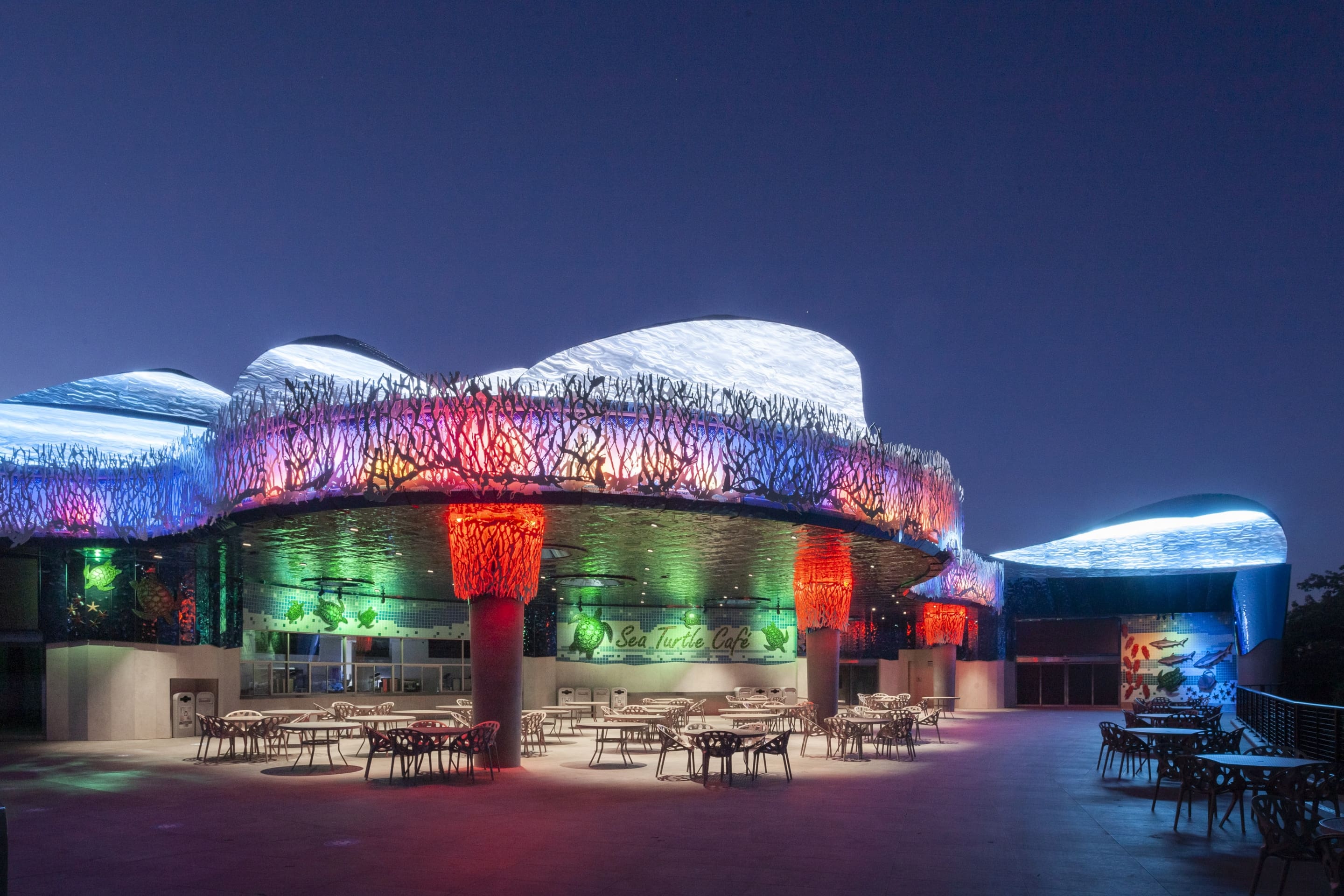Various multi-color lighting systems were incorporated into the design to emphasize the aquatic theme at night.