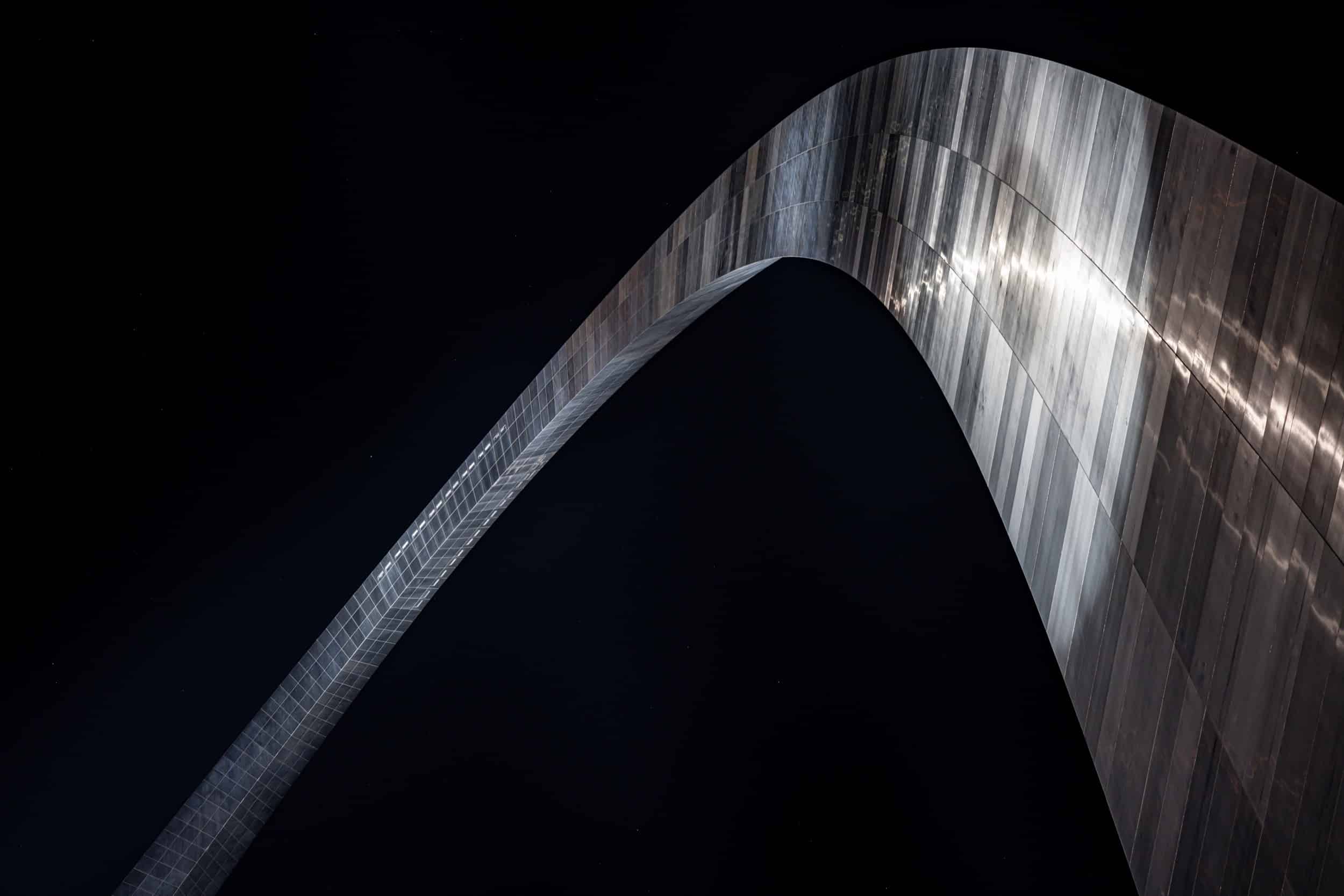 Glowing arch at night on Gateway Arch National Park in St. Louis, Missouri Eero Saarinen's GateWay Arch in St. Louis, Missouri.