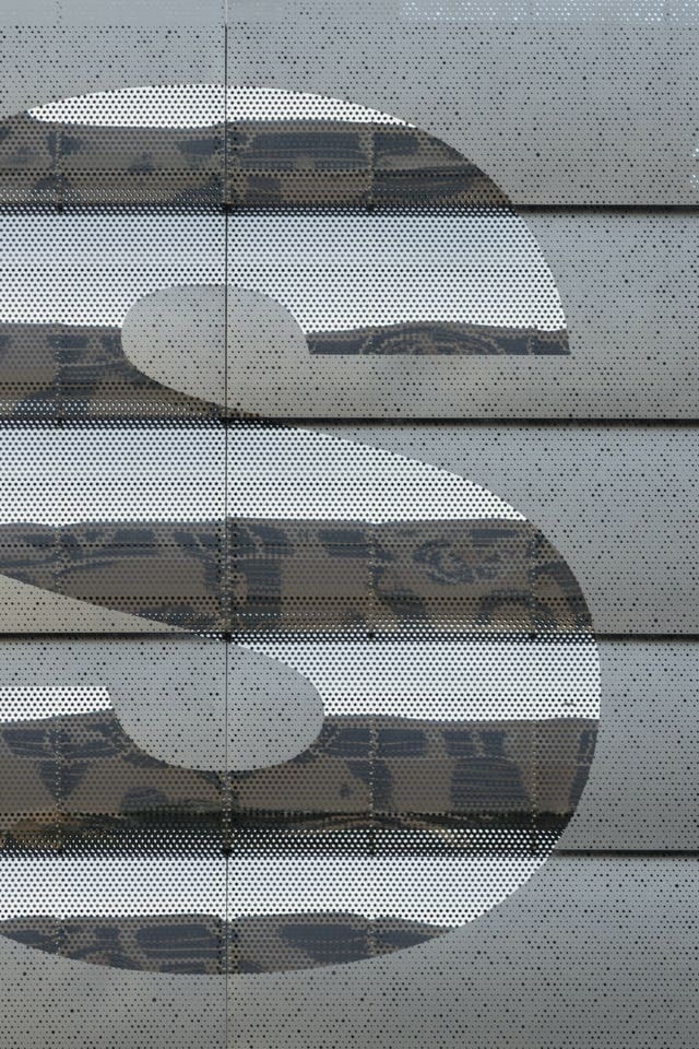 SELECTIVE METAL POLISHING FOR CVS LAS VEGAS.