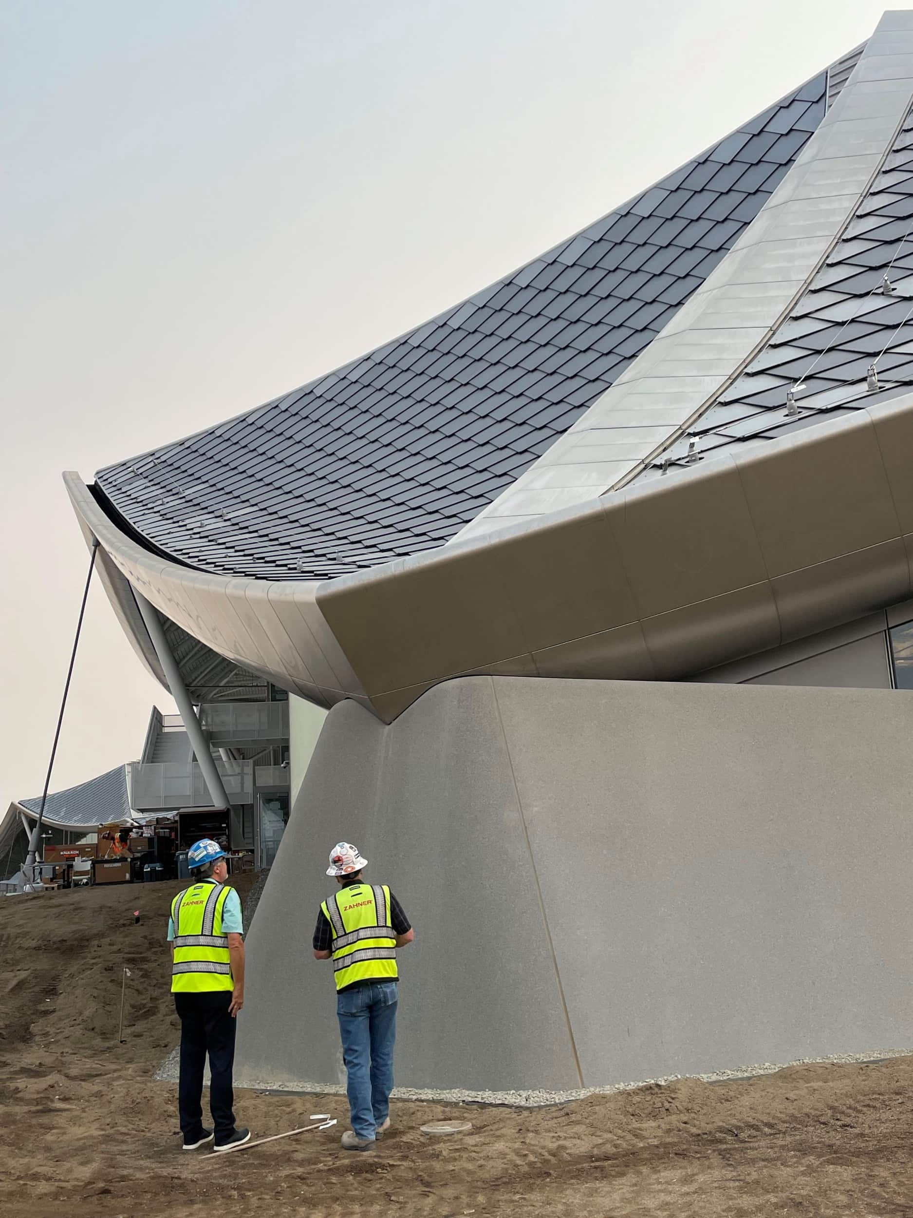 The Zahner team inspecting the Angel Hair eyebrows at Bay View during construction.
